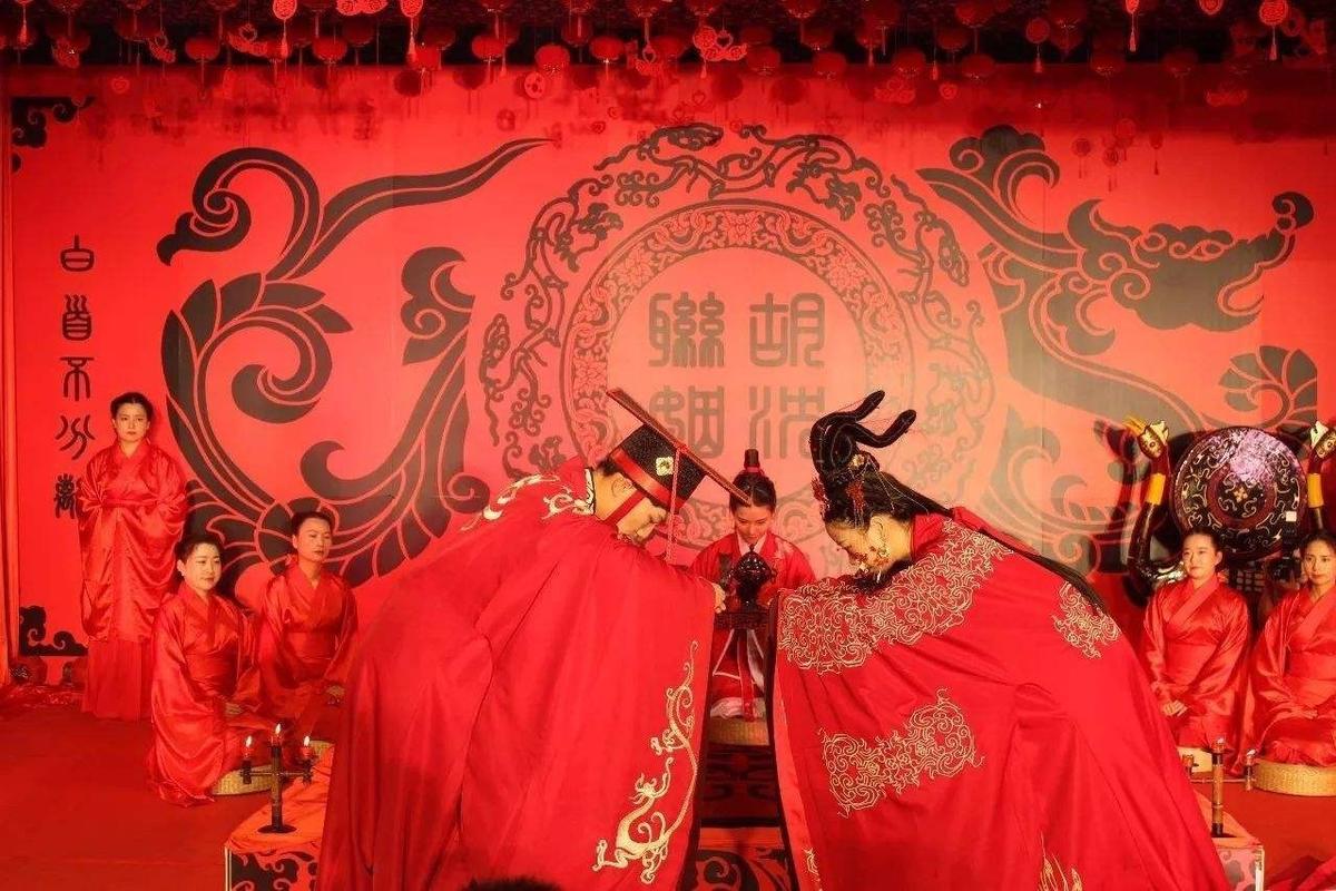 中国古代男女结婚需要准备哪些见面礼